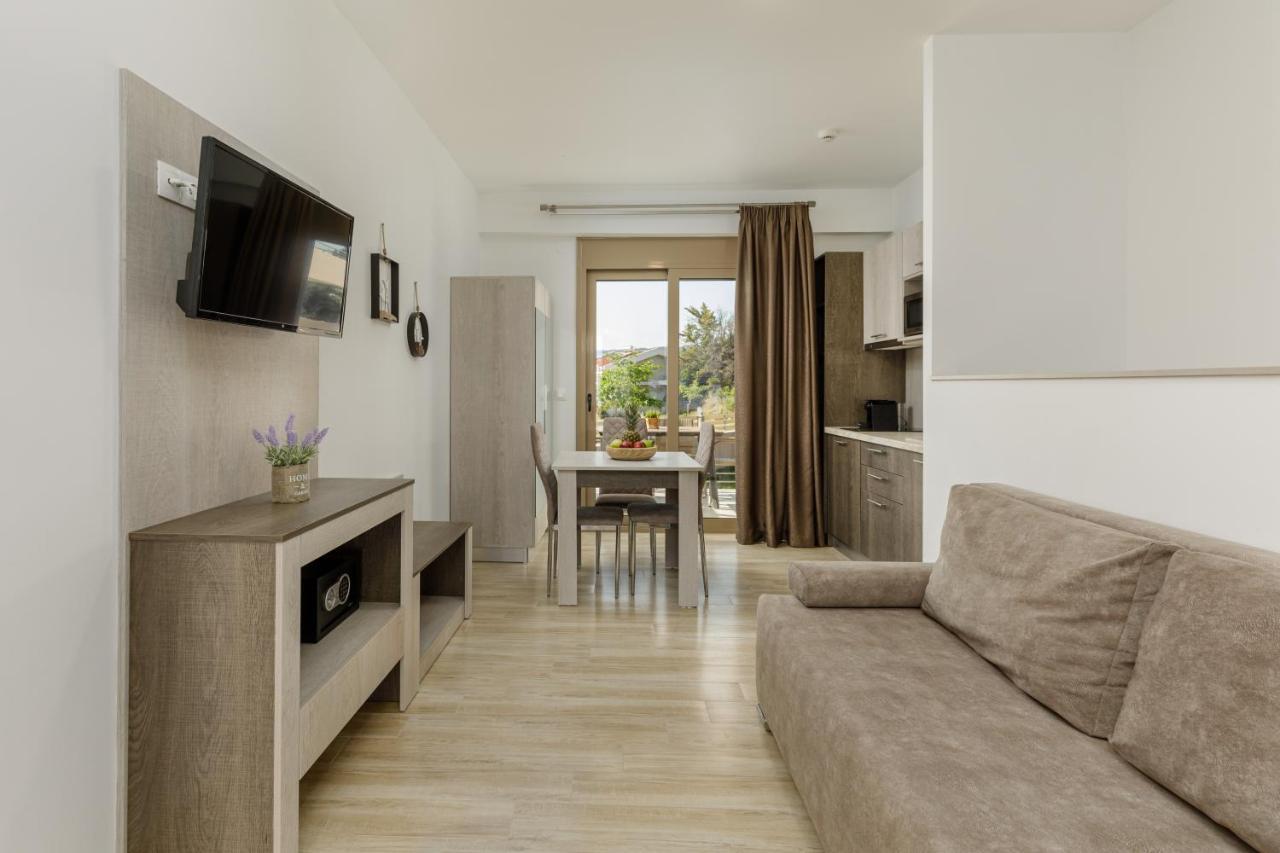 Aria Garden Suites Nikíti Kültér fotó