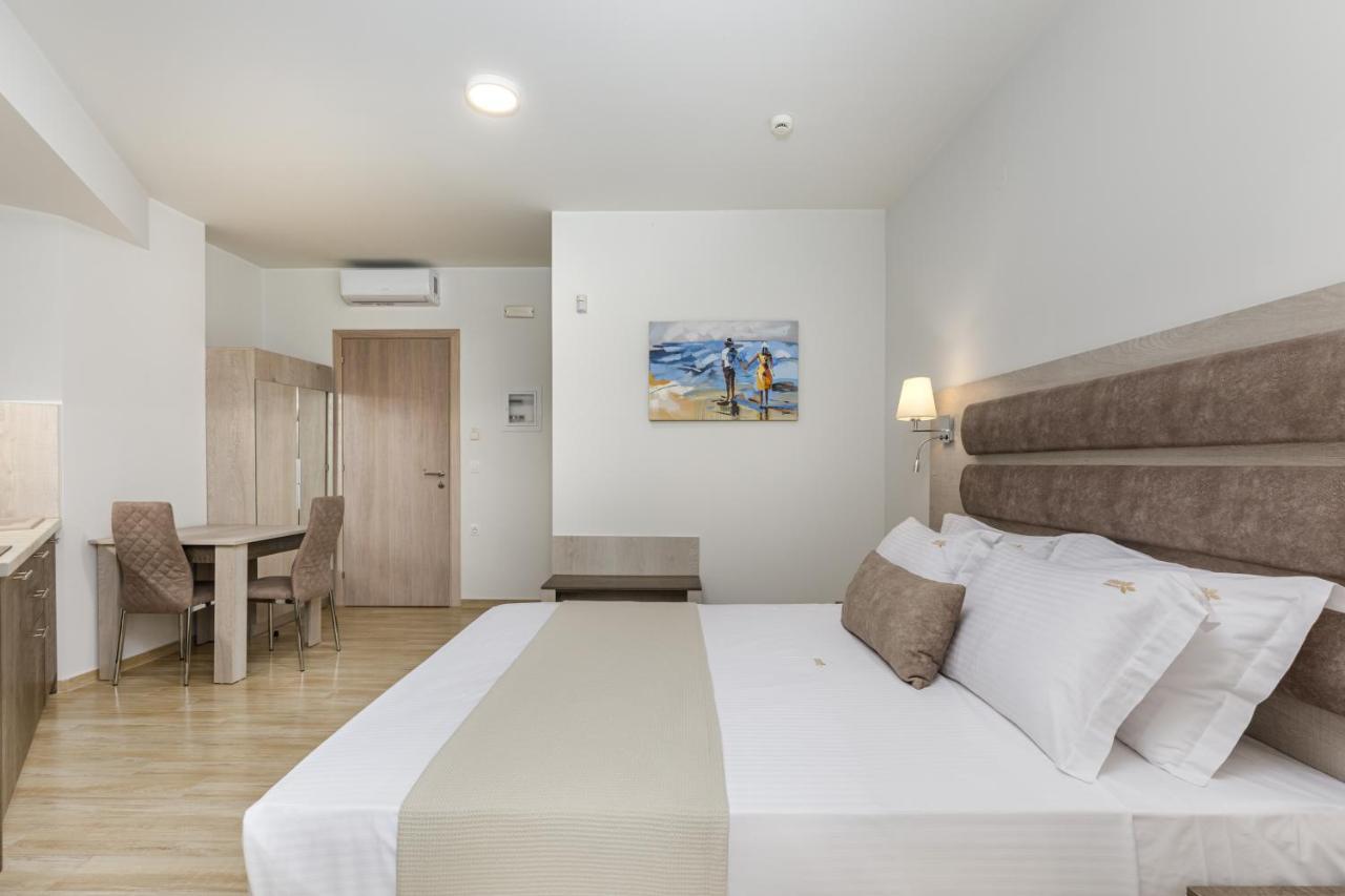 Aria Garden Suites Nikíti Kültér fotó