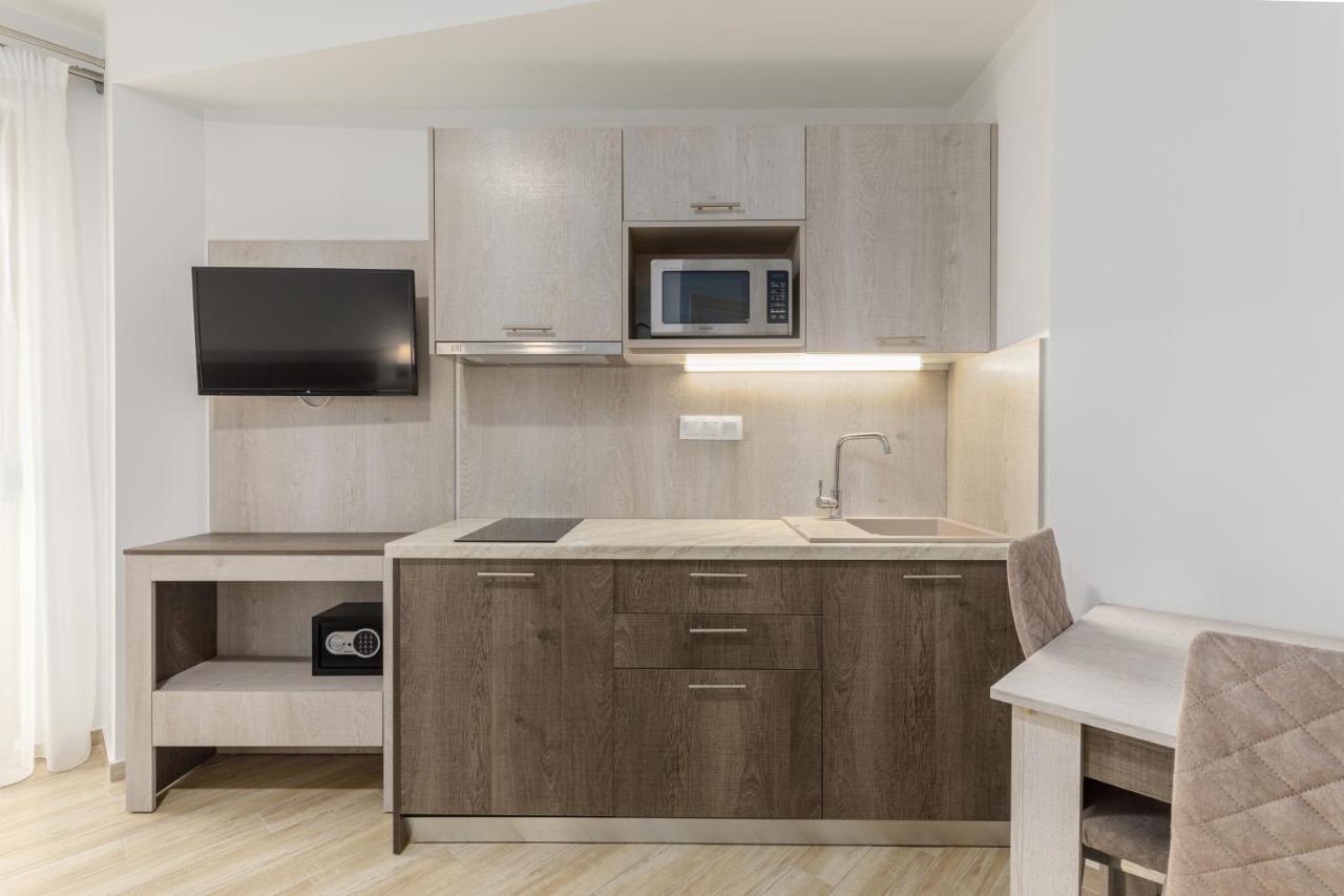 Aria Garden Suites Nikíti Kültér fotó