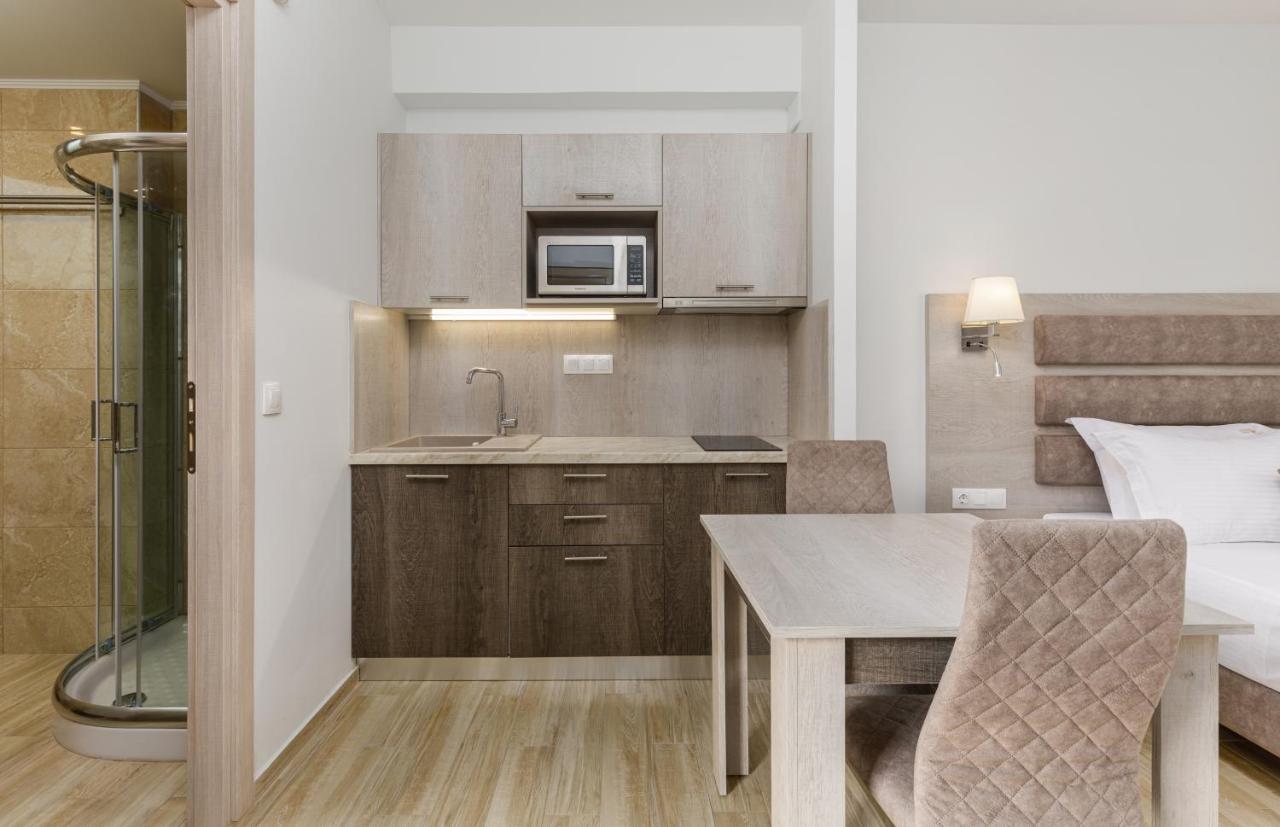 Aria Garden Suites Nikíti Kültér fotó